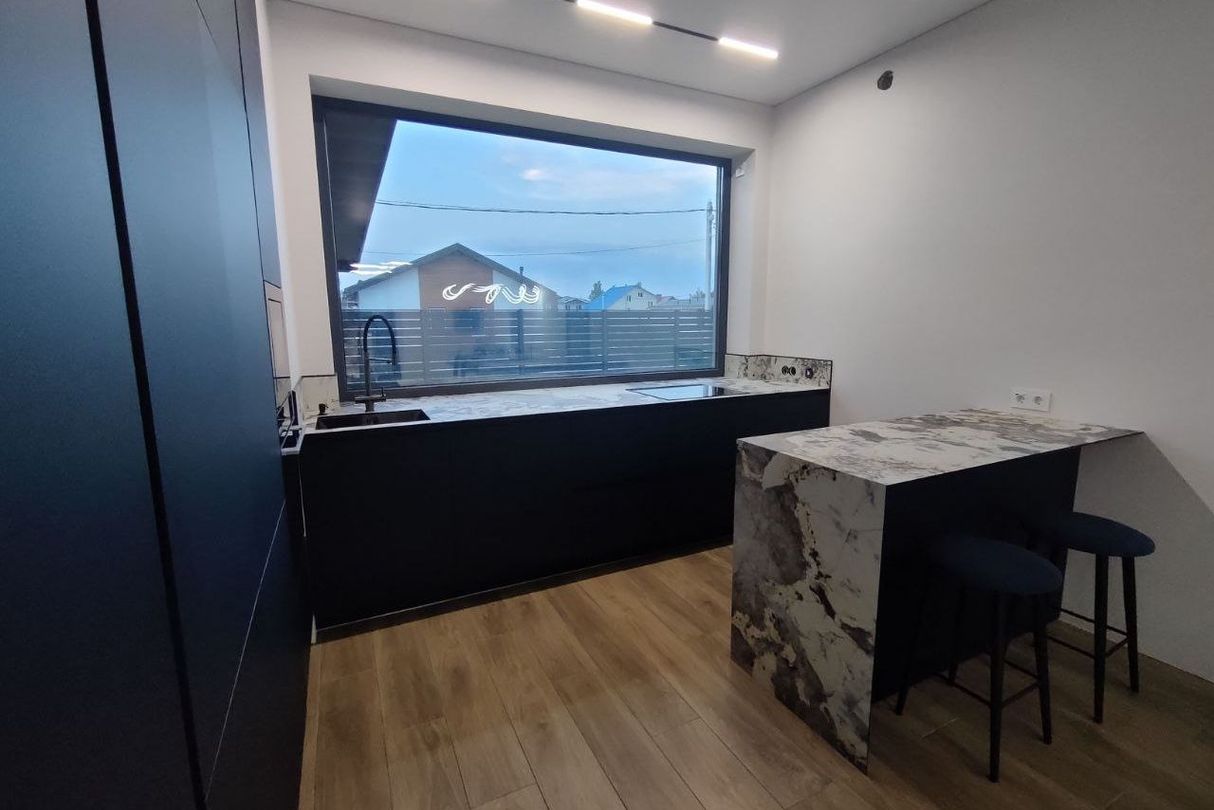 Барная столешница и кухонная поверхность из HPL компакт пластика с мраморным декором, современная кухня, устойчива к влаге и механическим повреждениям