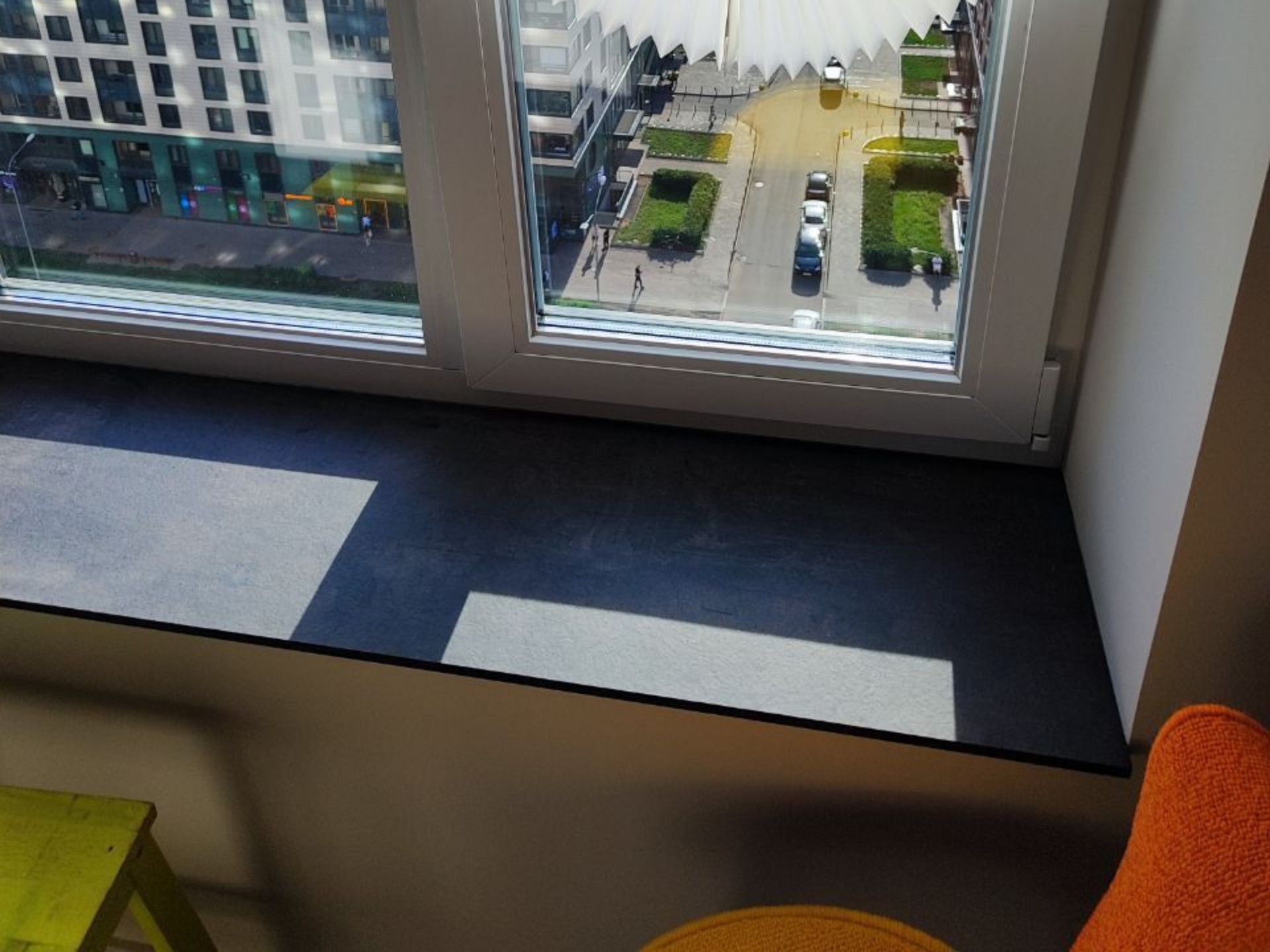 Фото подоконник из hpl компакт пластика под камень