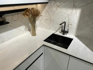 Пример работы M-712 A Stylish Moon